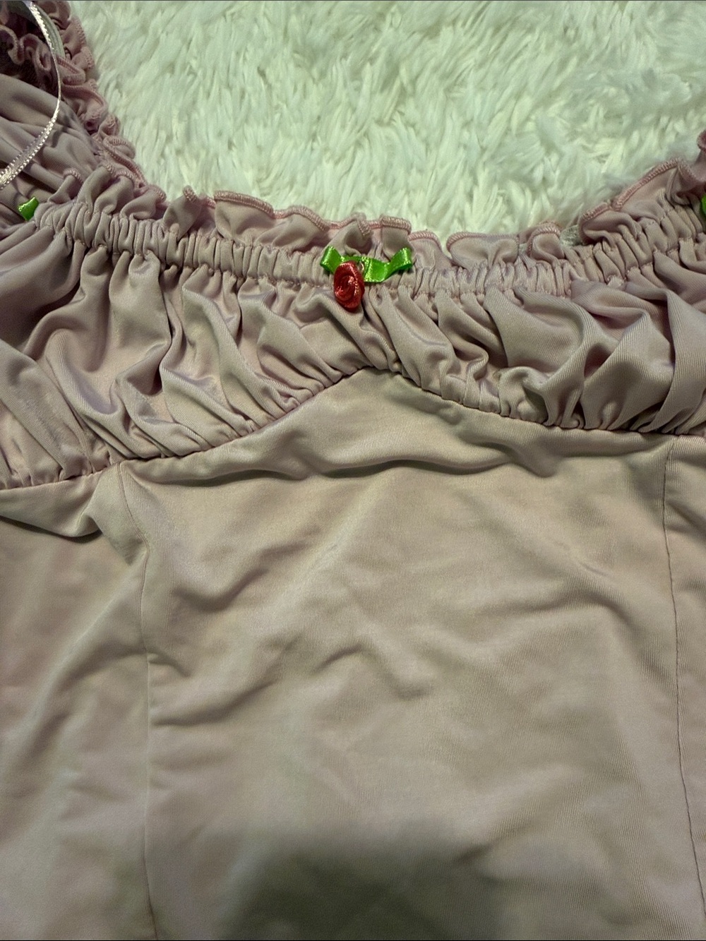 Urban Outfitters Dusty Pink Off-Shoulder Rose Trim Crop Top - Picture 3 of 3